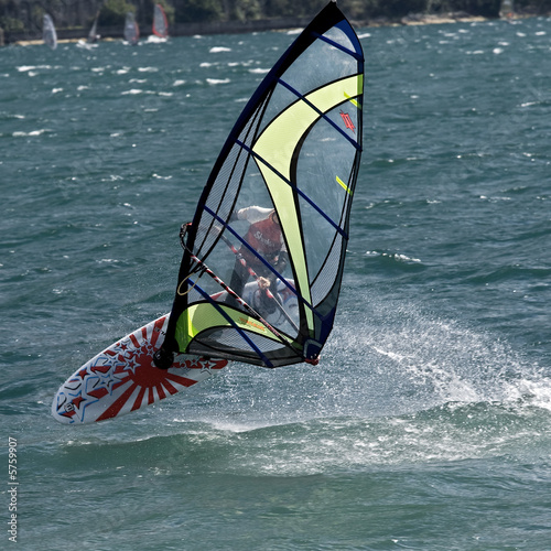 Surfer im Gardasee photo