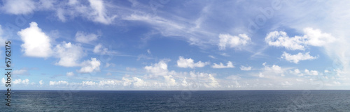 panoramique ciel et mer photo