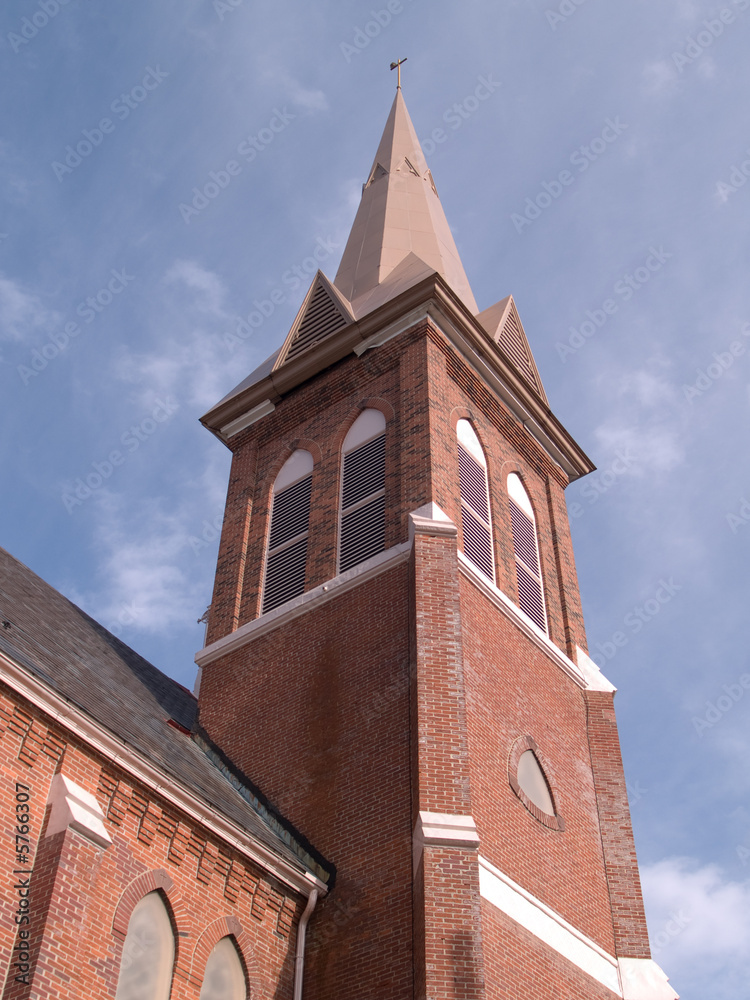 Fototapeta premium red brick church steeple