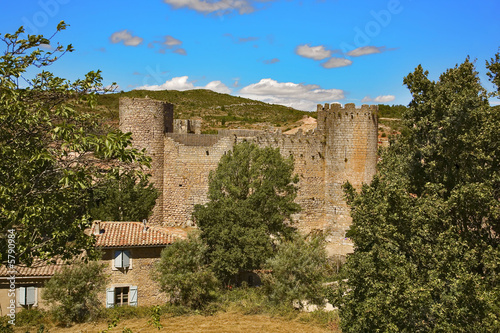 roussillon ; chateau cathare de villerouge photo