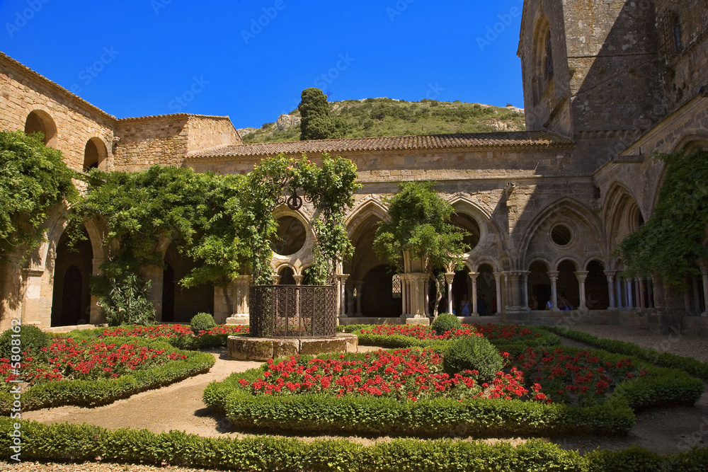 Obraz premium roussillon : abbaye de fontfroide