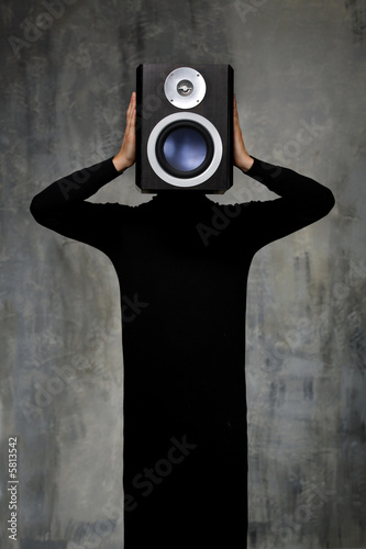 man with audio speaker head photo