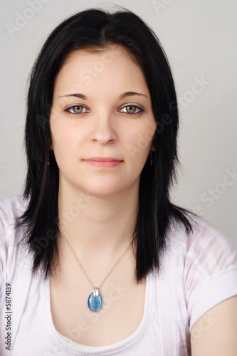 Wallpaper Mural young woman Torontodigital.ca