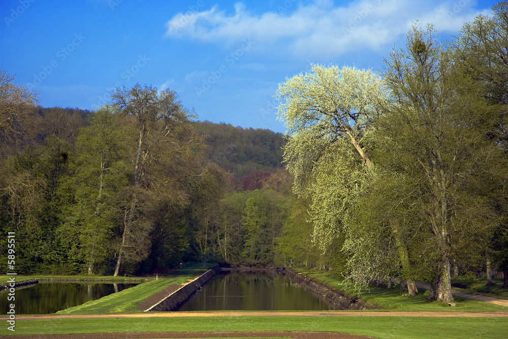 Fototapeta premium france,dampierre-en-yvelines,parc du chateau
