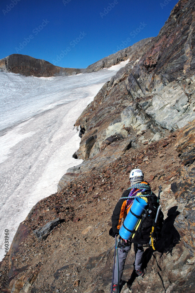 descente vers le glacier descente vers le glacier