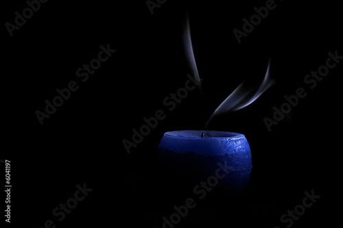Candela nell'oscurità