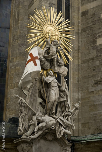 Photography statue at St stephens cathedral