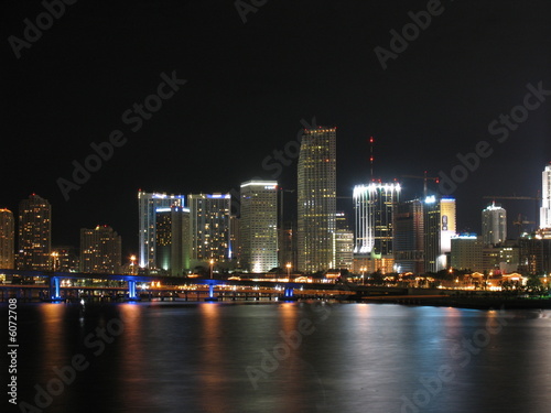 Miami By night © tirillo