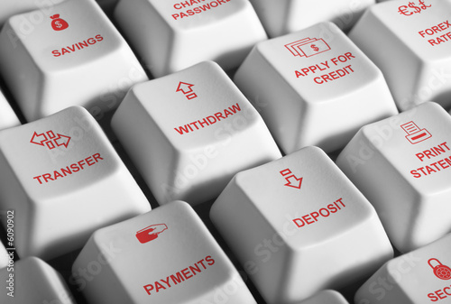 B/W image of computer keys showing world's major curencies