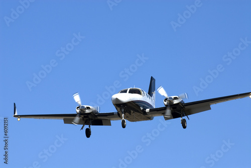 private twin engine plane landing approach