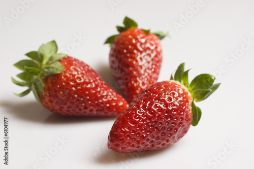 Wallpaper Mural drei Erdbeeren Torontodigital.ca