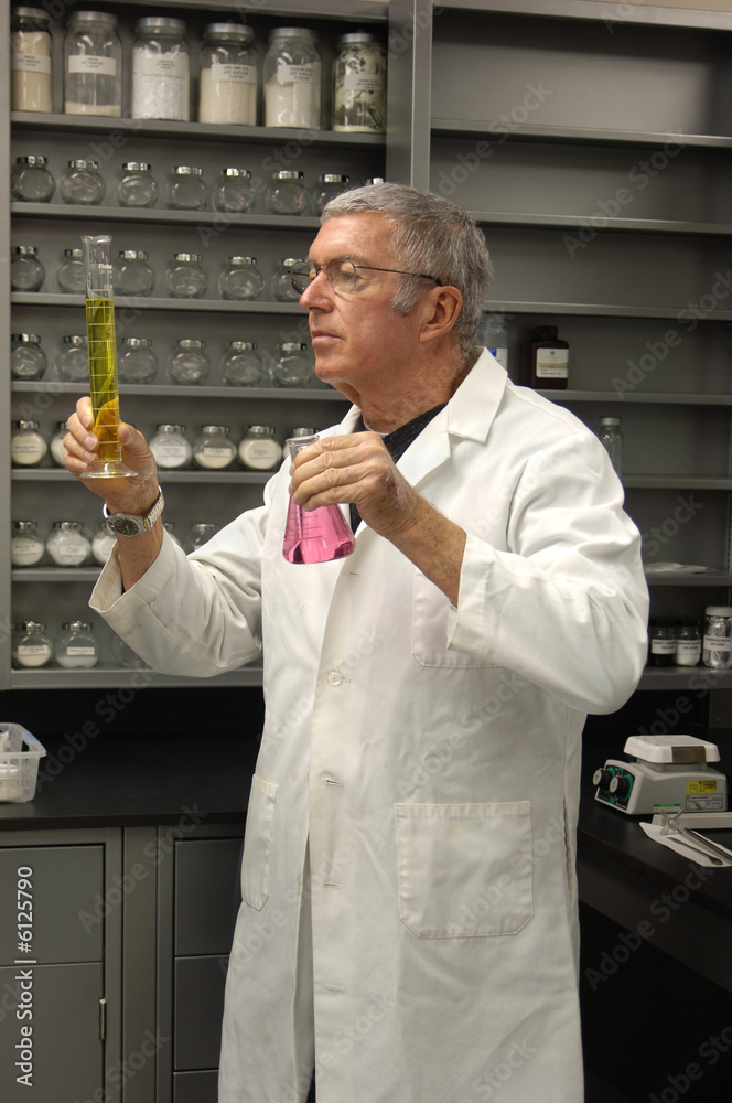 Senior chemist in laboratory Senior chemist in laboratory