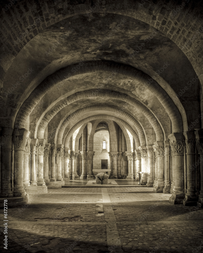 Fototapeta premium La Crypte de St Eutrope 