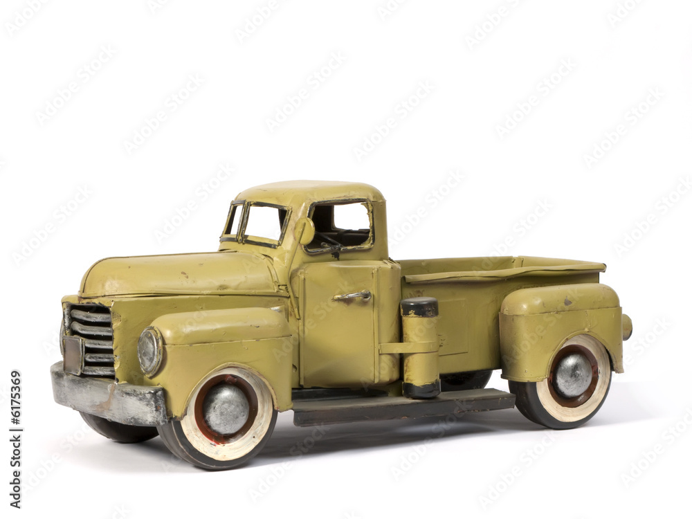 Model of ancient truck made with tinplate