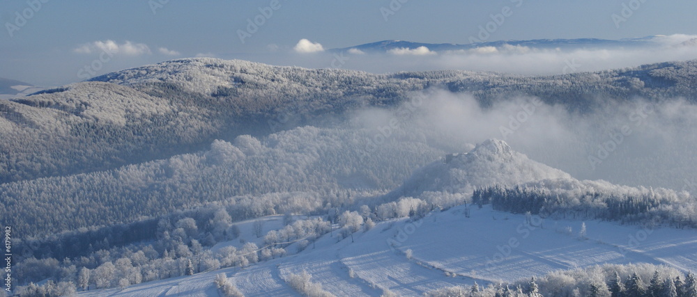 Winter inversion in hilly country (north Bohemia)
