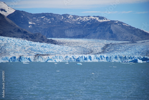 Glaciar Upsala photo