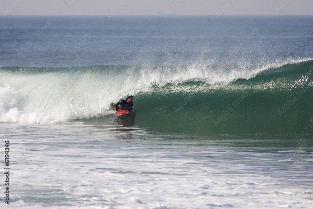 bodyboard dans le tube