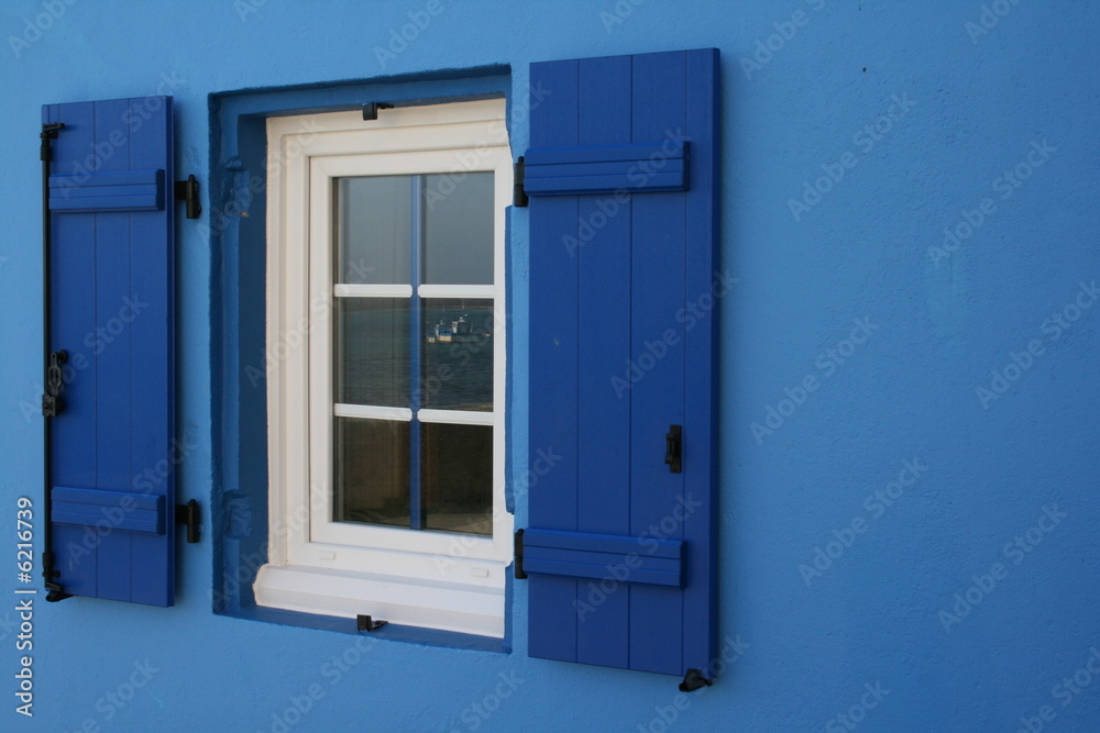 Fototapeta premium bretagne,fenêtre vue sur mer
