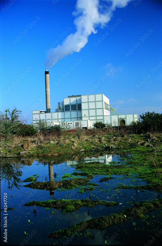 usine fumee industrie Stock Photo | Adobe Stock