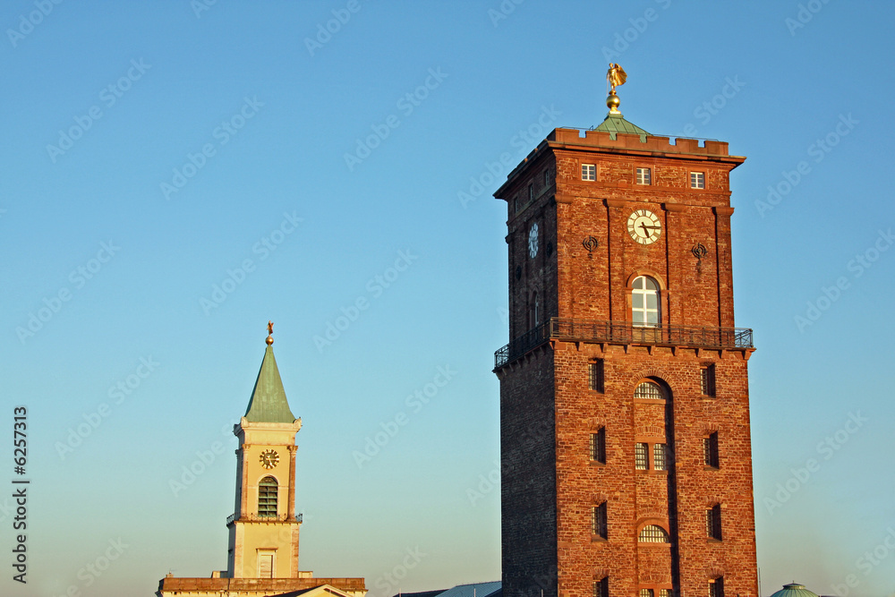 Türme Rathaus und Stadtkirche