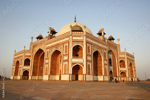 Humayun Tomb, Delhi, India © paul prescott