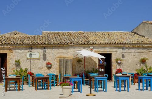 Sicilia taverna a Marzameni