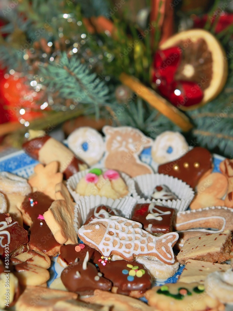 Gingerbread cookies and cake with ornaments