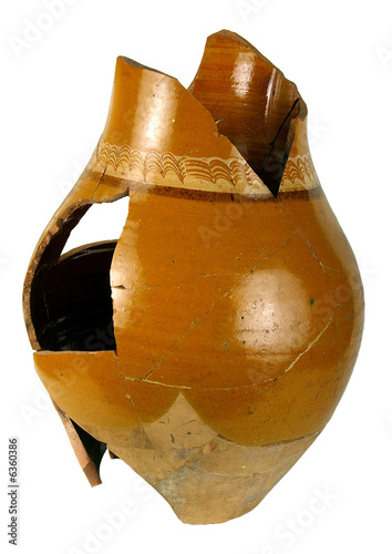The broken pot