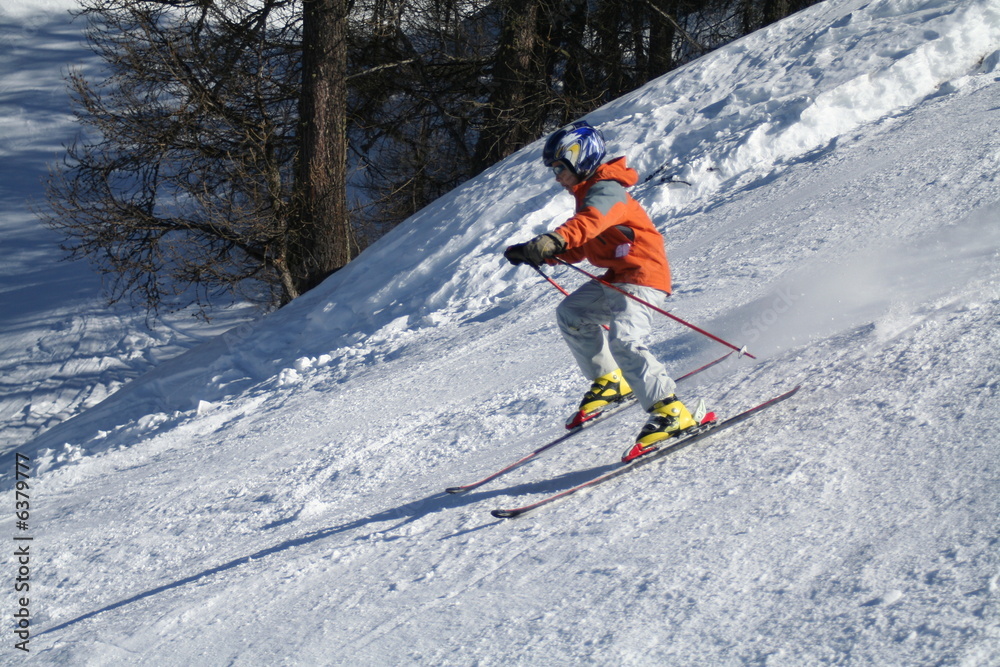 enfant aux sports d'hiver