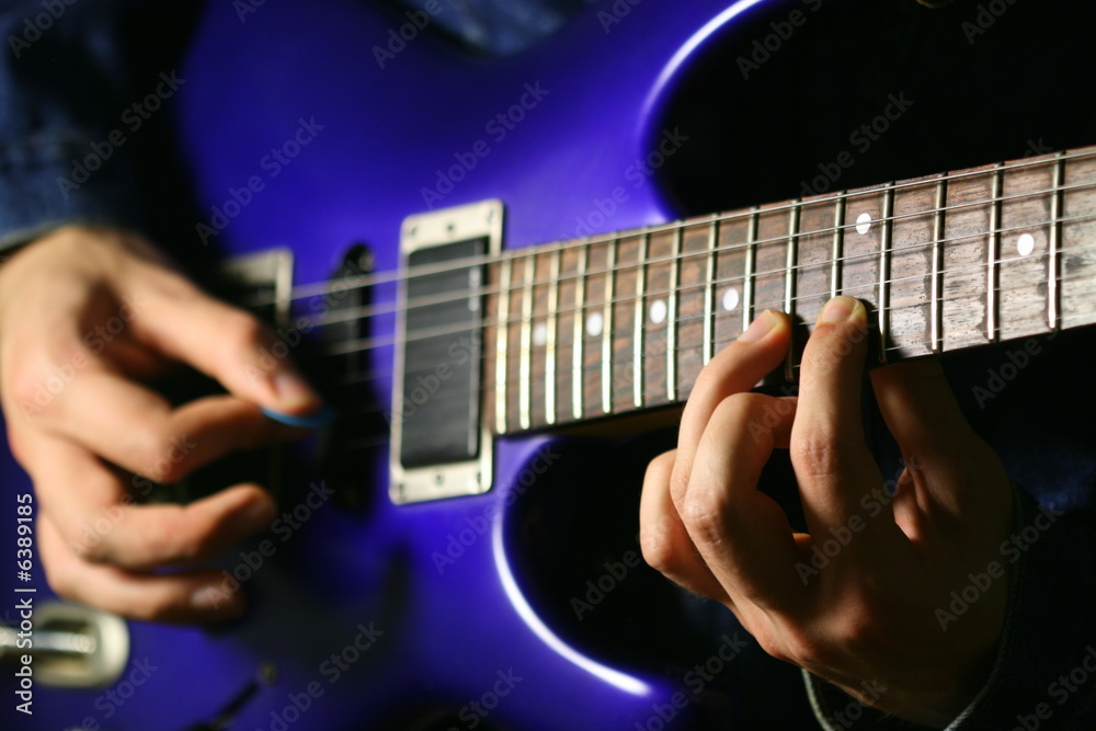 solo guitarist solo guitarist