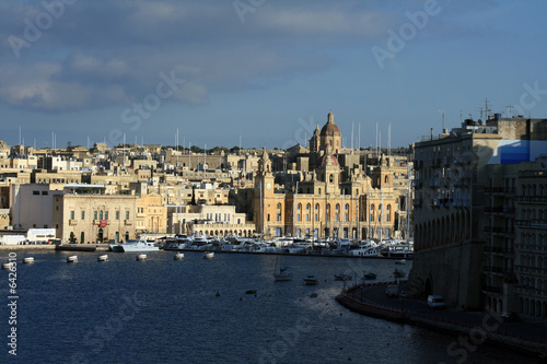 Fototapeta Naklejka Na Ścianę i Meble -  Porto turistico di Malta 2