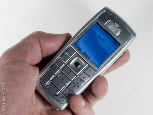 Wallpaper Mural Mobil in Hand Torontodigital.ca