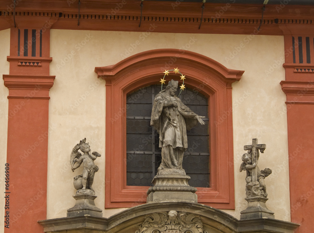 Détail de la basilique Saint-Georges, Prague