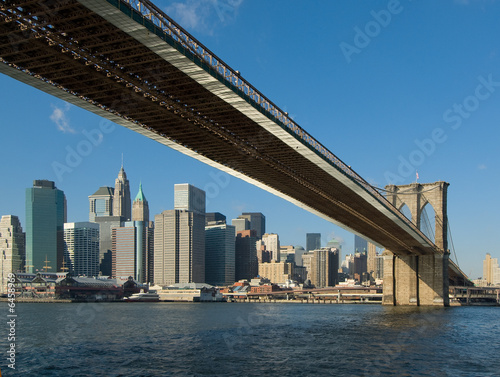 brooklyn bridge  new york  usa