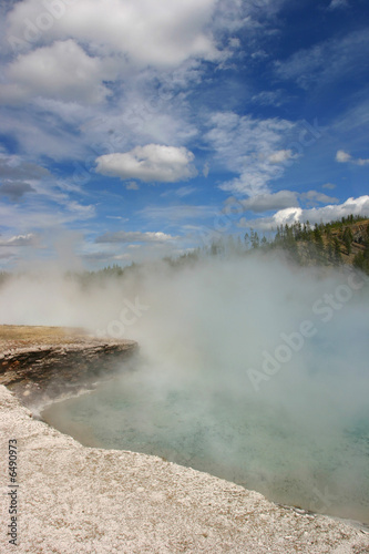 Yellowstone Geyser Thermal ...
