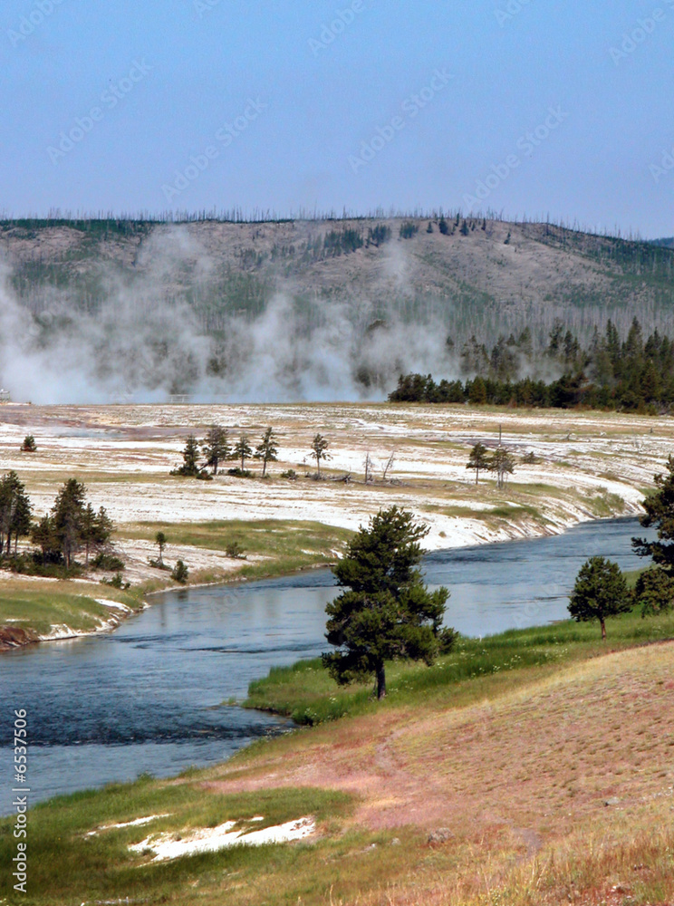 Yellowstone landscape 