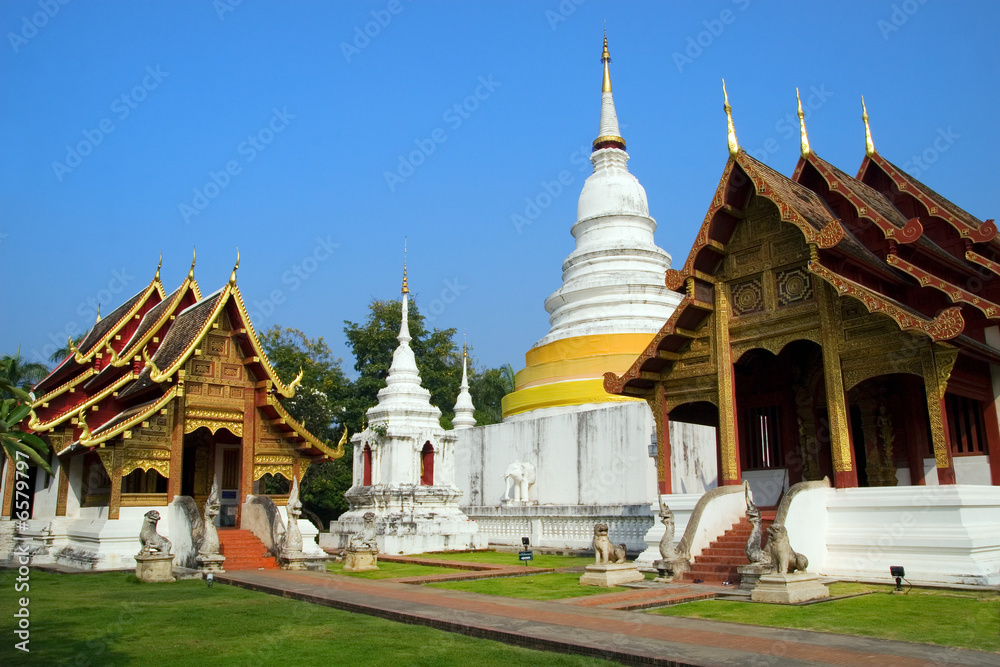 Naklejka premium Chiang Mai Temple in Thailand