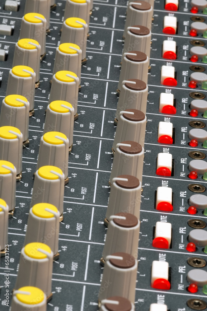 Fototapeta premium soundboard mixer dials and lights