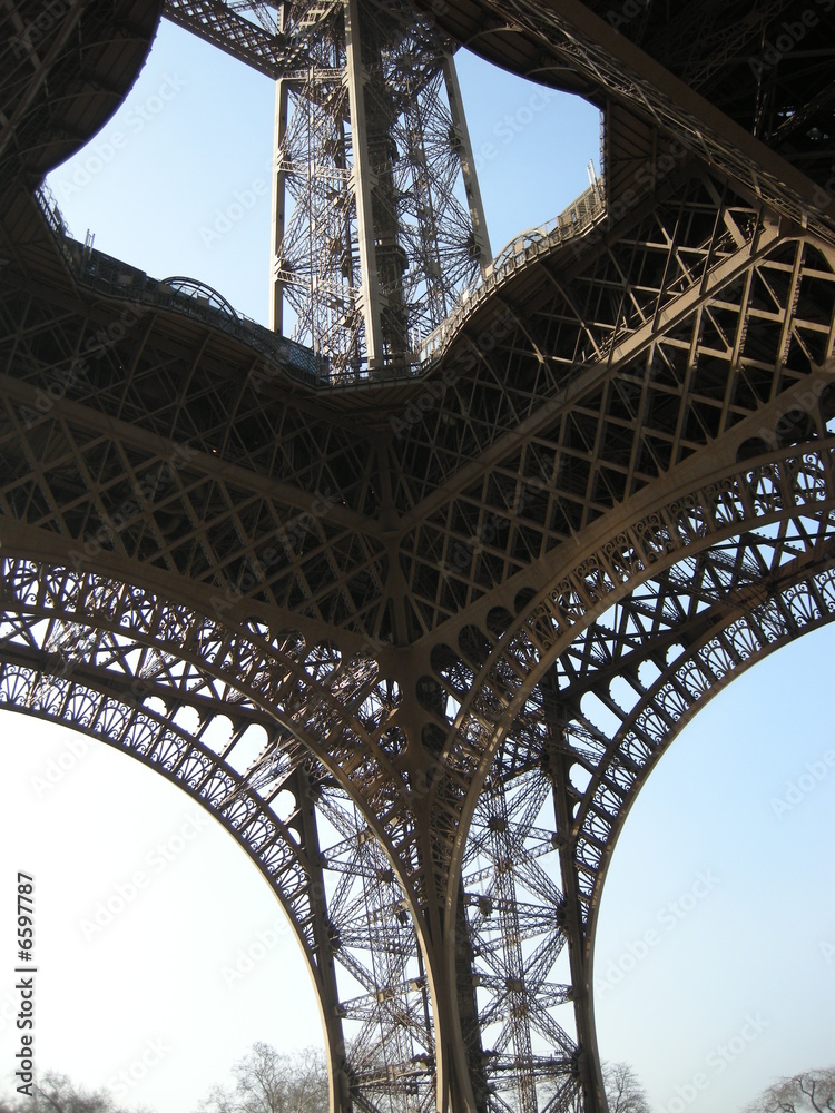 eiffel tower