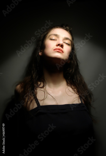 tika 01