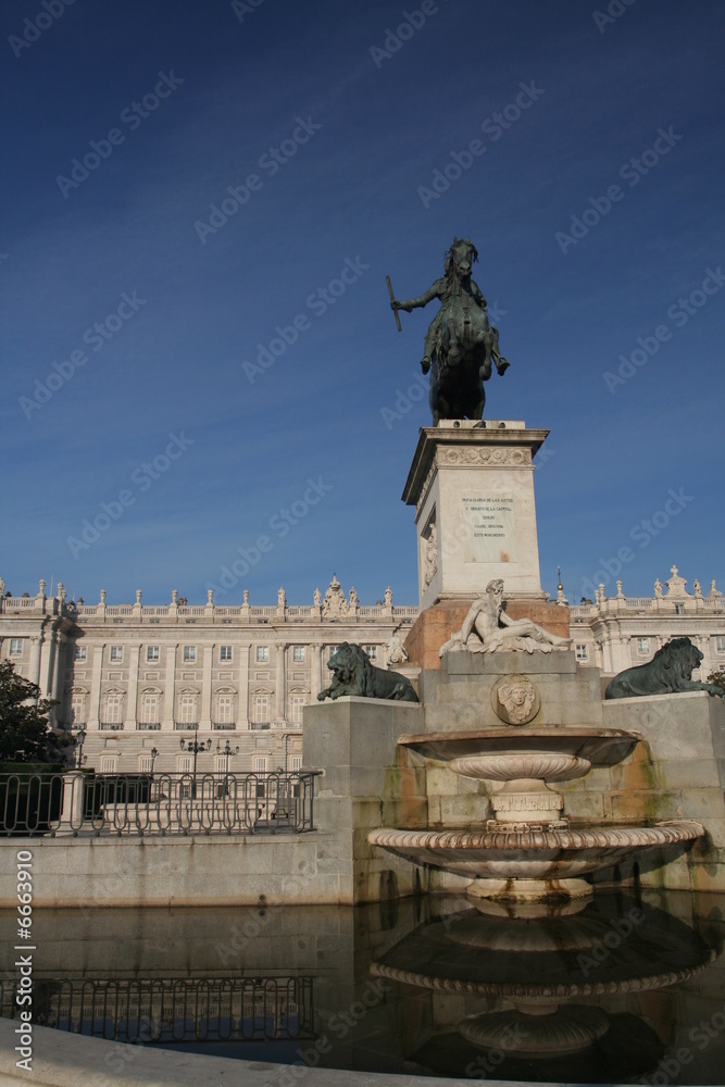 Statue of Miguel de Cervantes