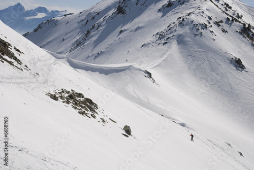 randonneur dans la neige