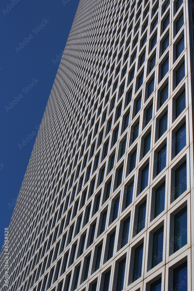 Azrieli Azrieli