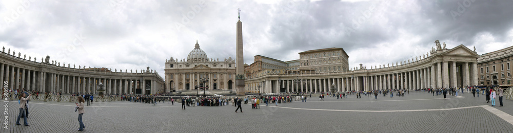 ST PETER'S SQUARE, VATICAN panorama