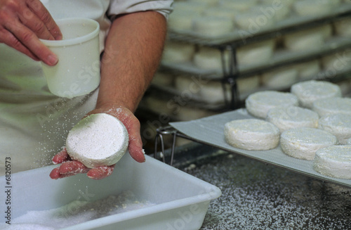 Tableau sur toile FABRICATION DU FROMAGE DE CHÈVRE