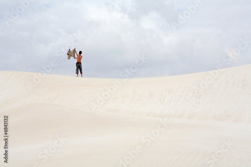 Wind on dunes