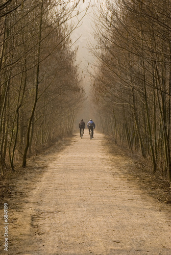 ciclisti 2 © luigi giordano