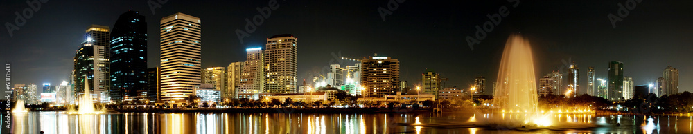 City night panorama
