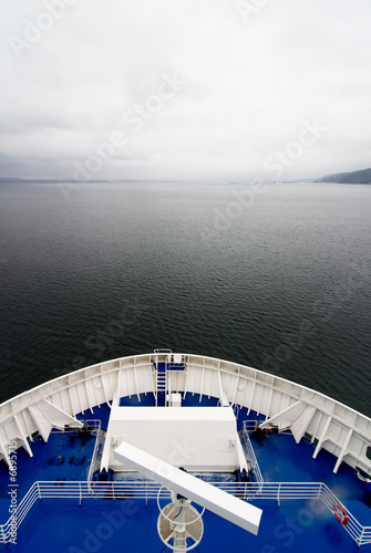 Cruise Ship Open Ocean © Tyler Olson