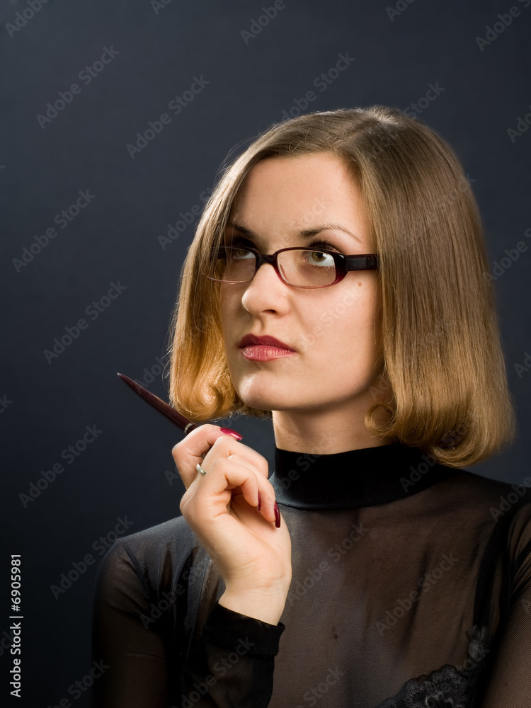 Obraz premium Portrait of girl with glasses